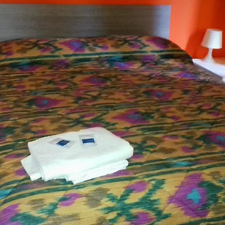 فندق مبيت وإفطار Bed Relax Etnaview 3*