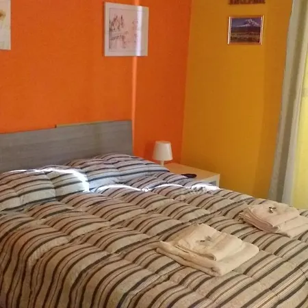فندق مبيت وإفطار Bed Relax Etnaview 3*